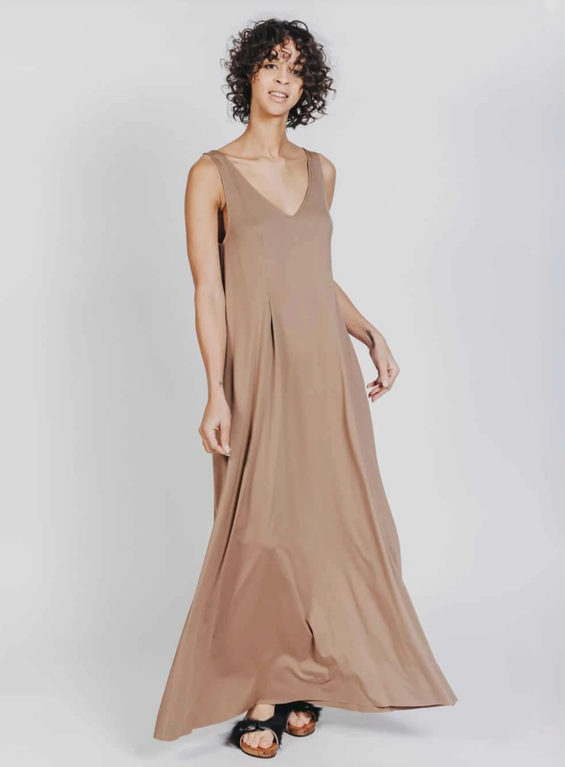 05 Zurgams Deepwhiteblack Portrait