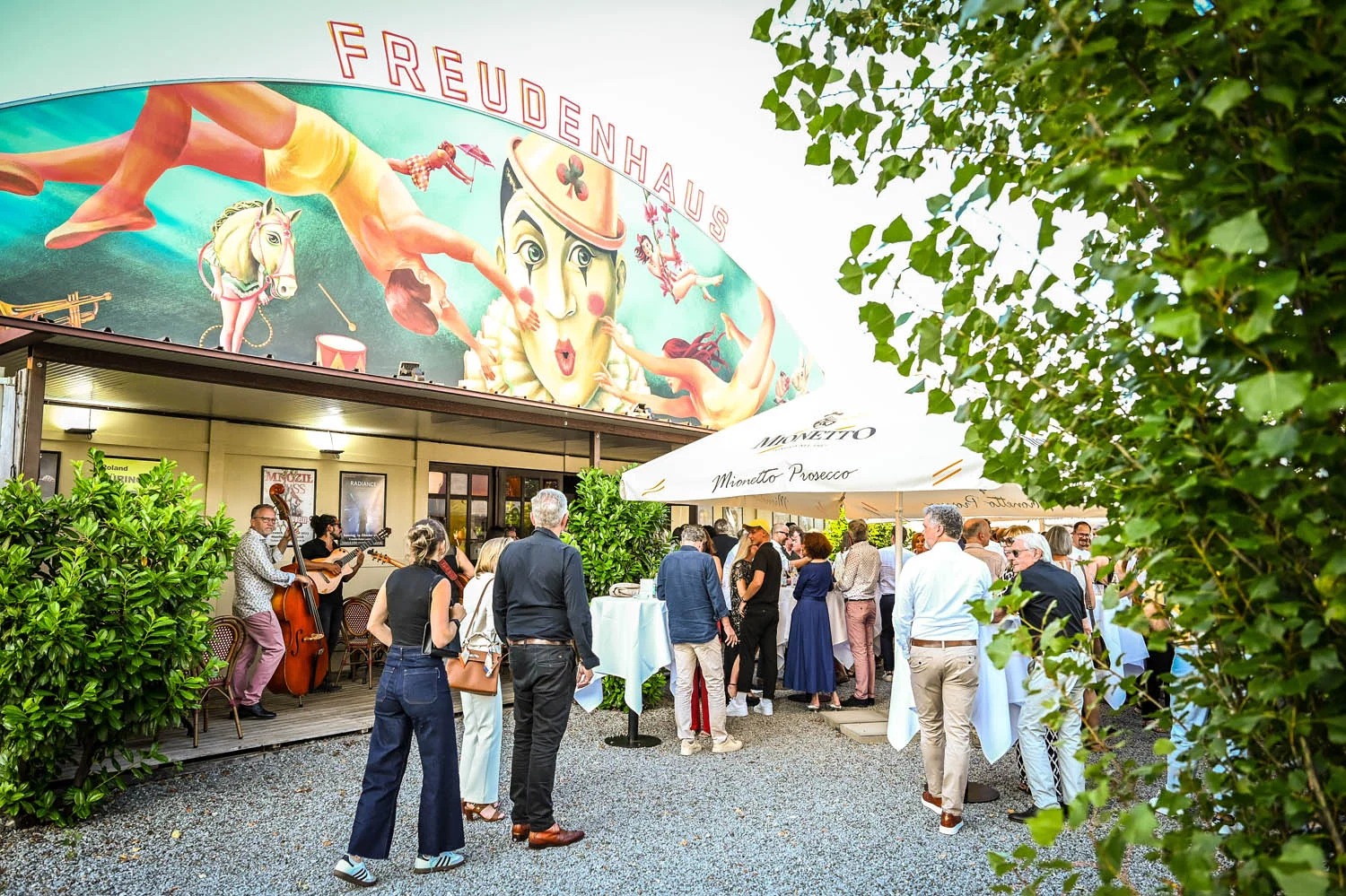 56 20 Jahre Zurgams Bild