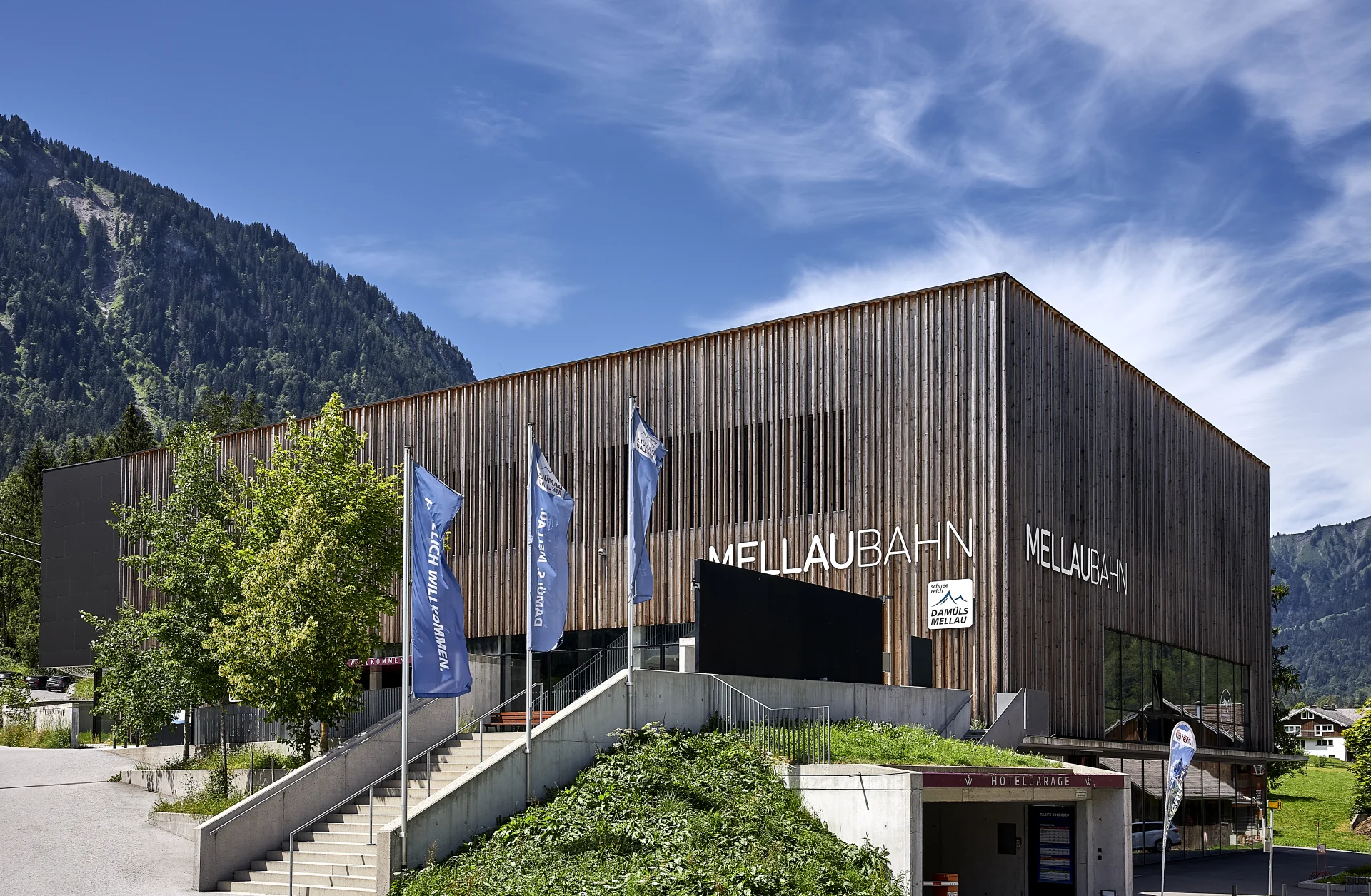 Zurgams Mellaubahn Signaletik