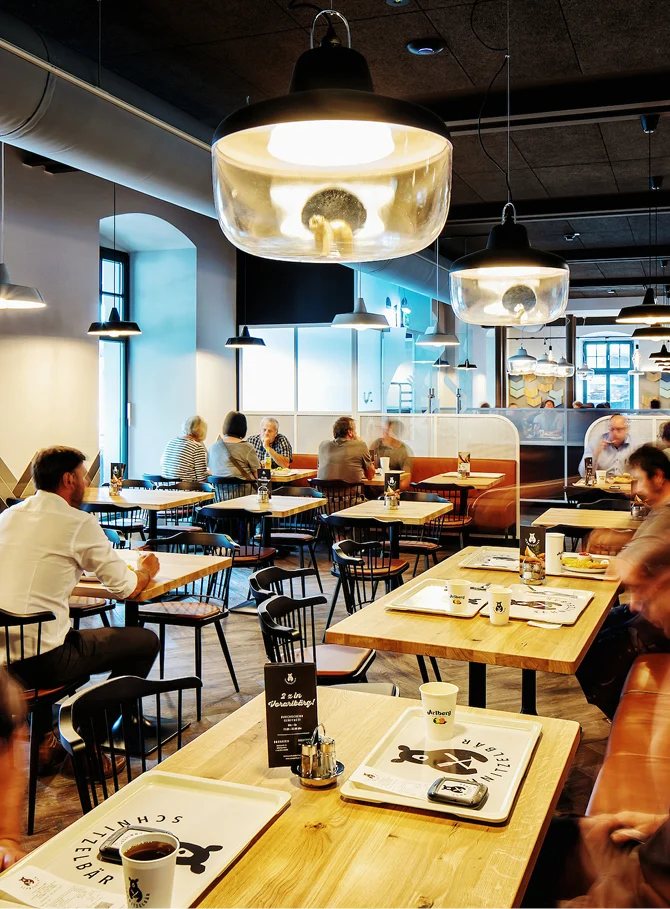 Zurgams Schnitzelbaer Restaurant Interior