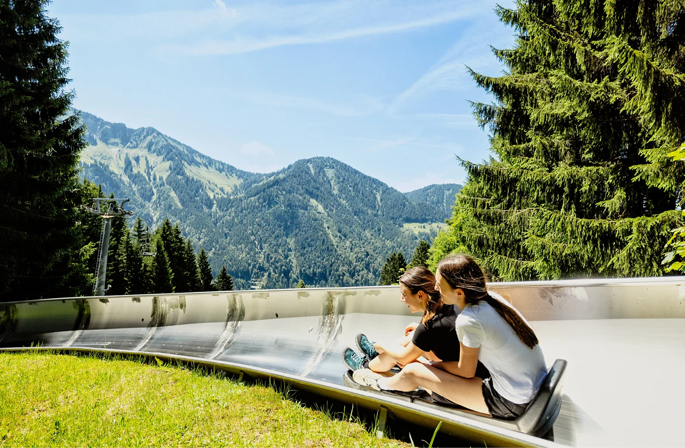Zurgams Seilbahnen Laterns Sommerrodelbahn