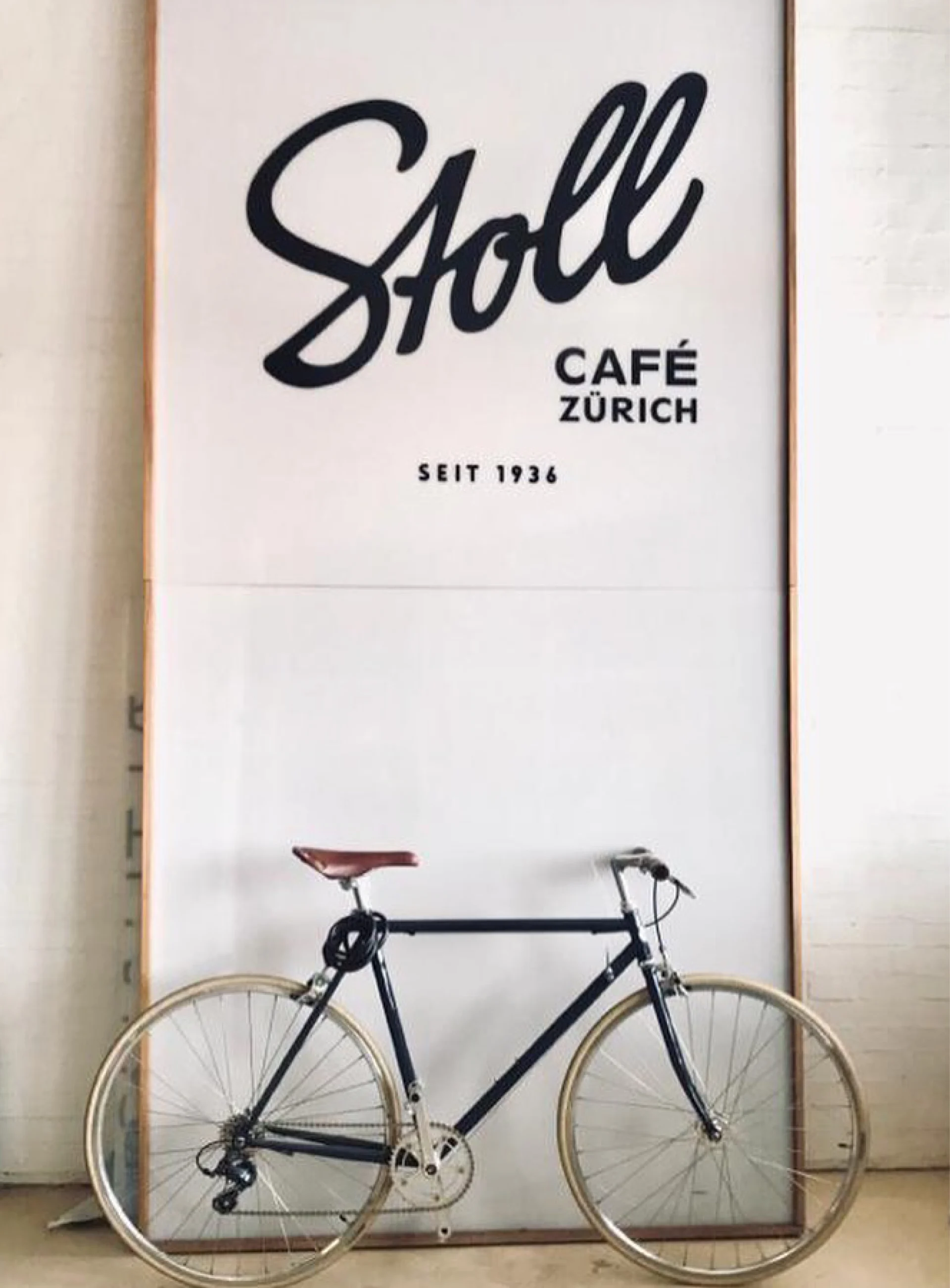 Zurgams Stoll Cafe Zuerich Fahrrad